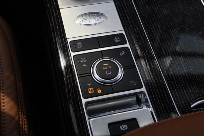 Land Rover Range Rover IV Рестайлинг с пробегом 2020 года, цена 6 350 000 рублей, 197027 км, внедорожник, Автокод Объявления