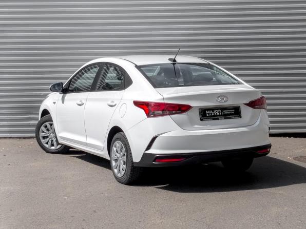 Hyundai Solaris II Рестайлинг с пробегом 2022 года, цена 1 535 000 рублей, 106067 км, седан, Автокод Объявления