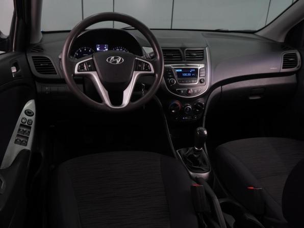 Hyundai Solaris I Рестайлинг с пробегом 2014 года, цена 984 000 рублей, 130369 км, седан, Автокод Объявления