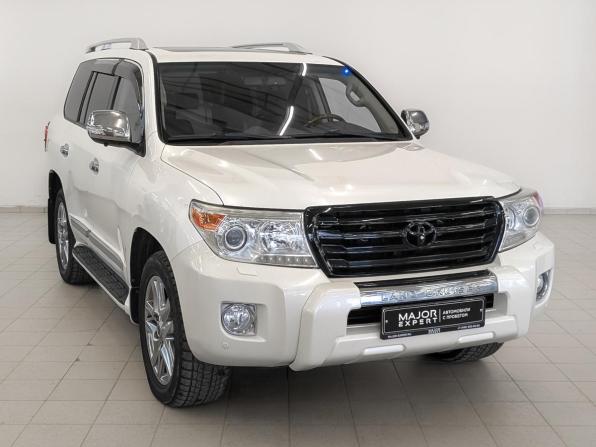 Toyota Land Cruiser 200 Series Рестайлинг 1 с пробегом 2012 года, цена 4 315 000 рублей, 129010 км, внедорожник, Автокод Объявления