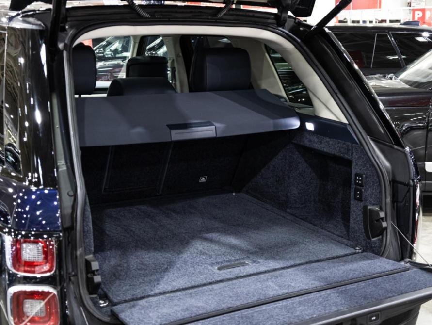 Land Rover Range Rover IV Рестайлинг Санкт-Петербург  - изображение 38