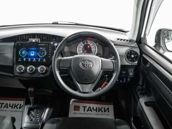 Toyota Corolla XI (E160 E170) Рестайлинг 2 с пробегом 2019 года, цена 1 149 500 рублей, 116653 км, седан, Автокод Объявления
