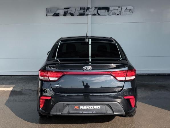 Kia Rio IV с пробегом 2017 года, цена 979 000 рублей, 114234 км, седан, Автокод Объявления