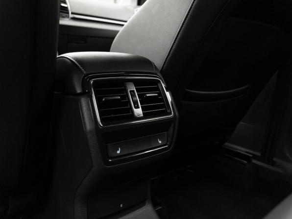 Skoda Karoq I с пробегом 2020 года, цена 2 830 000 рублей, 51578 км, внедорожник, Автокод Объявления