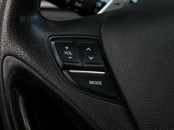 Hyundai Sonata VI (YF) с пробегом 2010 года, цена 1 200 000 рублей, 147355 км, седан, Автокод Объявления