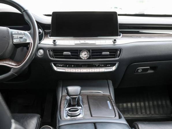 Kia K900 II с пробегом 2019 года, цена 3 349 000 рублей, 58003 км, седан, Автокод Объявления