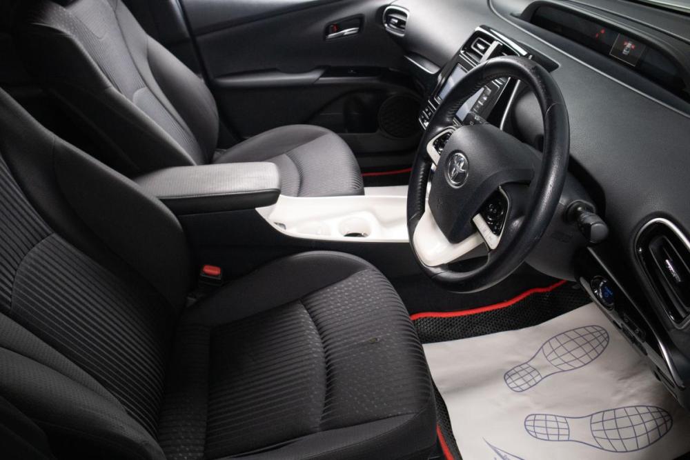 Toyota Prius IV (XW50) Оренбург  - изображение 13