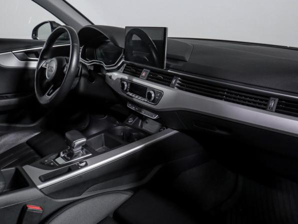 Audi A4 V (B9) Рестайлинг с пробегом 2021 года, цена 3 450 000 рублей, 44679 км, седан, Автокод Объявления