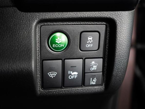 Honda Vezel I Рестайлинг с пробегом 2019 года, цена 1 879 500 рублей, 103342 км, внедорожник, Автокод Объявления
