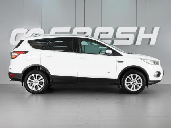 Ford Kuga II Рестайлинг с пробегом 2017 года, цена 1 529 000 рублей, 202659 км, внедорожник, Автокод Объявления