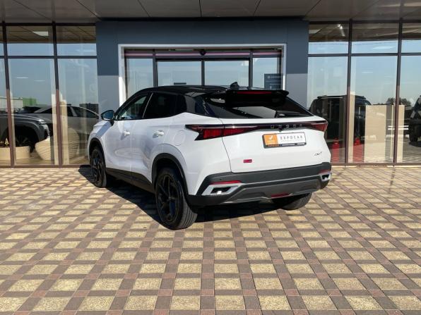 Omoda C5 I с пробегом 2024 года, цена 1 595 000 рублей, 59758 км, внедорожник, Автокод Объявления