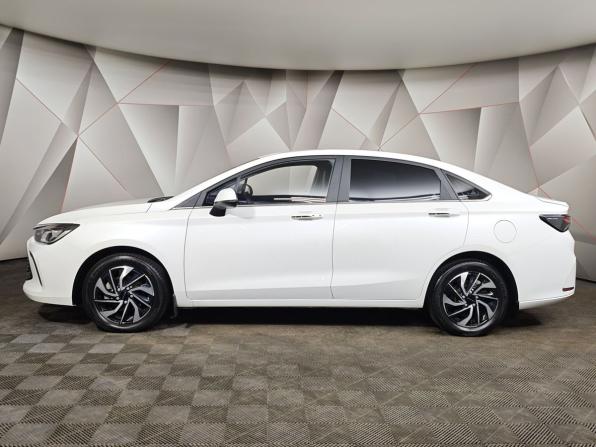 BAIC U5 Plus с пробегом 2023 года, цена 1 343 000 рублей, 42607 км, седан, Автокод Объявления