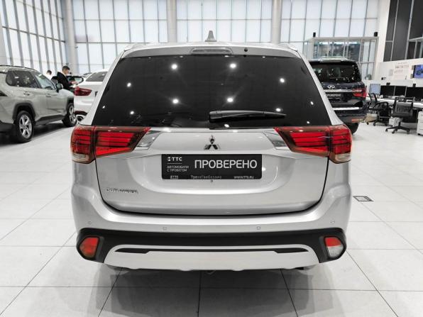Mitsubishi Outlander III Рестайлинг 3 с пробегом 2021 года, цена 2 372 000 рублей, 58000 км, внедорожник, Автокод Объявления