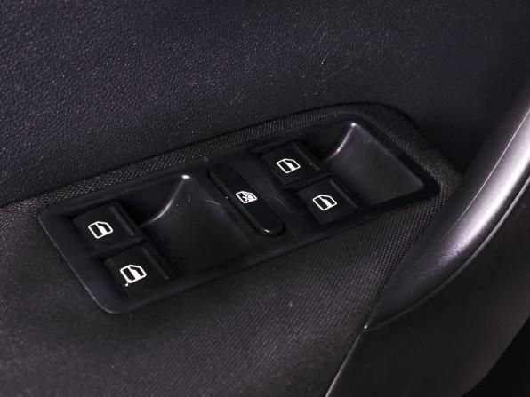 Volkswagen Polo V с пробегом 2012 года, цена 779 000 рублей, 157000 км, седан, Автокод Объявления