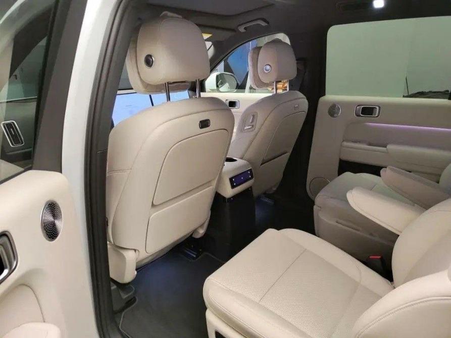 Li Auto (Lixiang) L9 I Рестайлинг Москва  - изображение 8
