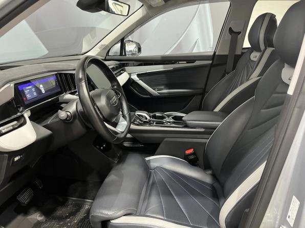 Geely Atlas II с пробегом 2023 года, цена 2 790 000 рублей, 58243 км, внедорожник, Автокод Объявления