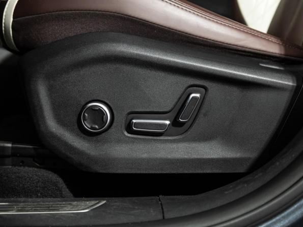 Geely Monjaro I с пробегом 2023 года, цена 2 690 000 рублей, 117741 км, внедорожник, Автокод Объявления