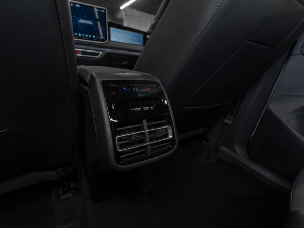 Volkswagen Tiguan III (China Market) с пробегом 2025 года, цена 4 700 000 рублей, 25 км, внедорожник, Автокод Объявления