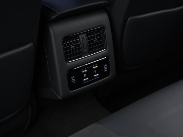 Toyota Camry IX (XV80) China Market Рестайлинг с пробегом 2026 года, цена 4 738 888 рублей, 13 км, седан, Автокод Объявления