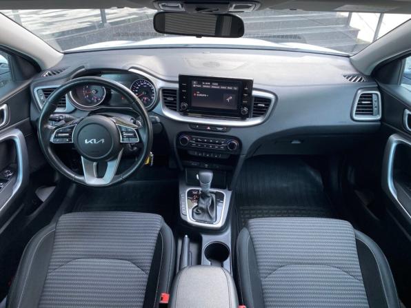 Kia Ceed III Рестайлинг с пробегом 2021 года, цена 1 999 000 рублей, 69328 км, универсал, Автокод Объявления