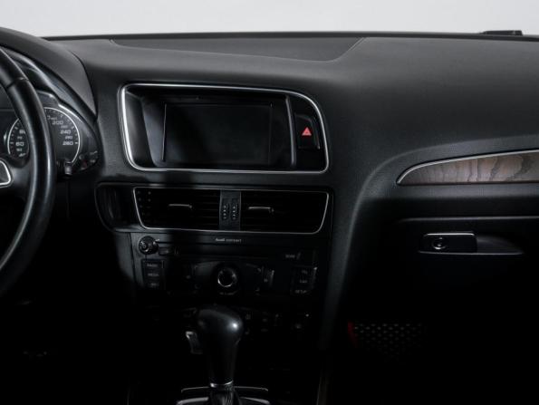 Audi Q5 I (8R) с пробегом 2011 года, цена 1 000 000 рублей, 323438 км, внедорожник, Автокод Объявления