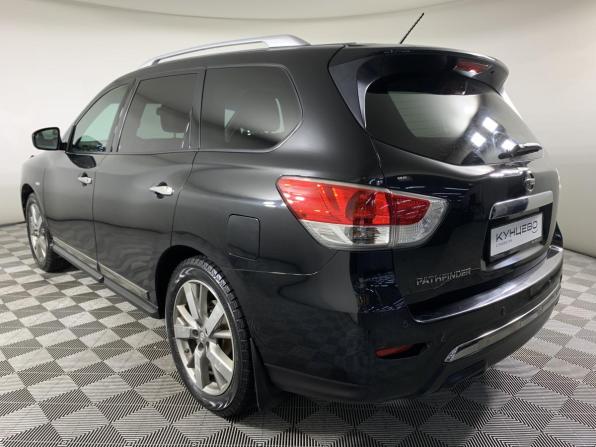Nissan Pathfinder IV с пробегом 2015 года, цена 1 680 000 рублей, 230381 км, внедорожник, Автокод Объявления
