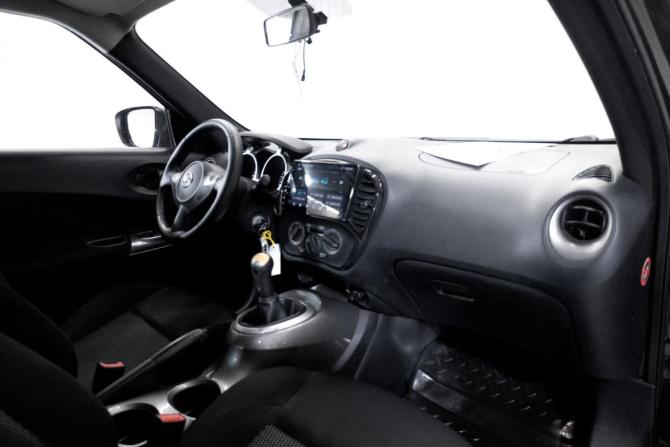 Nissan Juke I Рестайлинг с пробегом 2015 года, цена 1 099 000 рублей, 161356 км, внедорожник, Автокод Объявления
