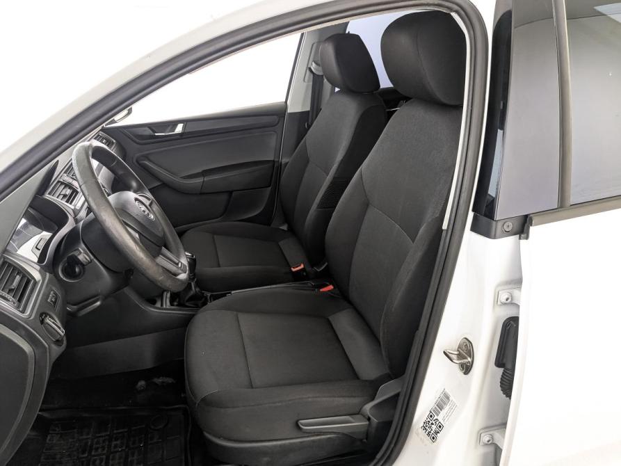 Skoda Rapid I Рестайлинг Москва  - изображение 20