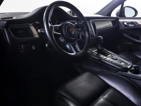 Porsche Macan I с пробегом 2018 года, цена 3 490 000 рублей, 113000 км, внедорожник, Автокод Объявления