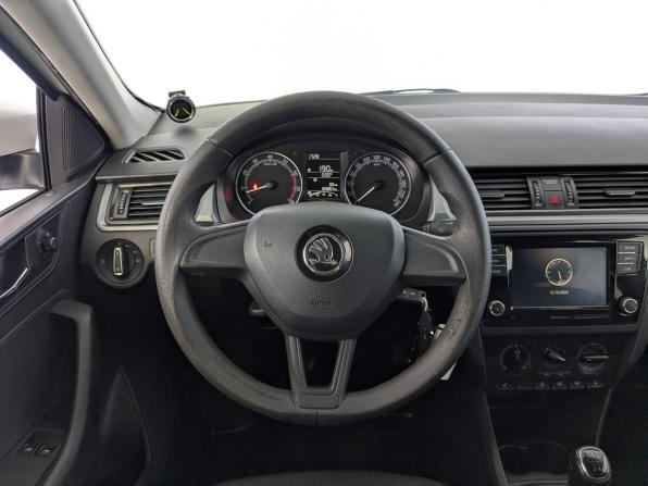 Skoda Rapid I Рестайлинг с пробегом 2019 года, цена 885 000 рублей, 165852 км, лифтбек, Автокод Объявления