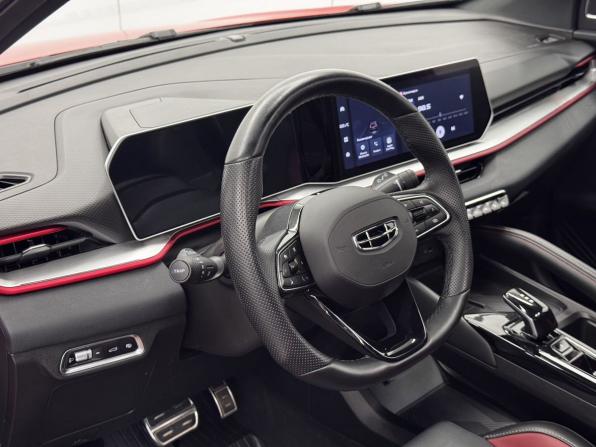 Geely Coolray I Рестайлинг с пробегом 2023 года, цена 2 100 000 рублей, 83625 км, внедорожник, Автокод Объявления