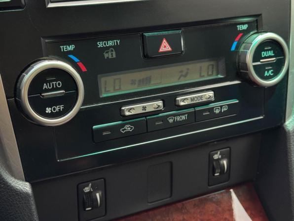 Toyota Camry VII (XV50) с пробегом 2012 года, цена 1 799 000 рублей, 182751 км, седан, Автокод Объявления