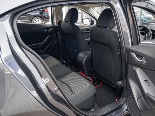 Mazda Axela III с пробегом 2015 года, цена 1 285 000 рублей, 148475 км, хэтчбек, Автокод Объявления