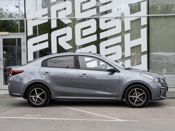 Kia Rio IV с пробегом 2018 года, цена 1 335 000 рублей, 132516 км, седан, Автокод Объявления