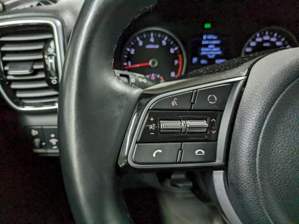 Kia Sportage IV Рестайлинг с пробегом 2021 года, цена 2 990 000 рублей, 40855 км, внедорожник, Автокод Объявления