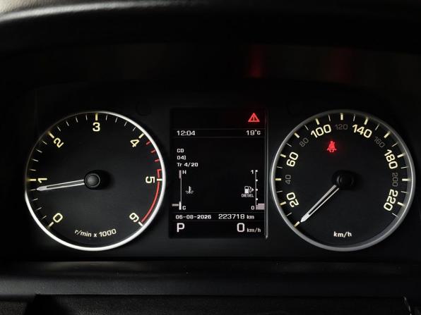 Land Rover Discovery IV с пробегом 2012 года, цена 1 547 000 рублей, 223716 км, внедорожник, Автокод Объявления