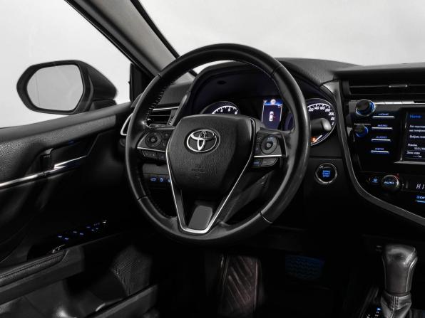 Toyota Camry VIII (XV70) с пробегом 2018 года, цена 2 570 000 рублей, 119000 км, седан, Автокод Объявления