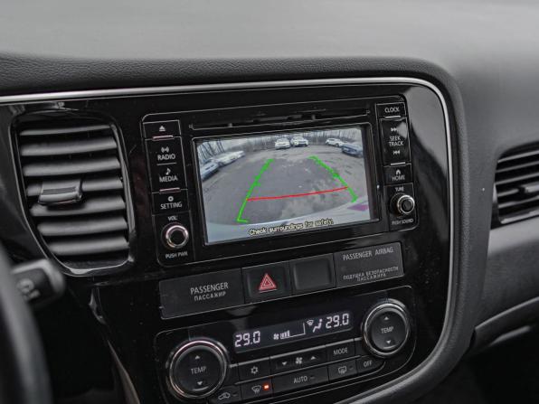 Mitsubishi Outlander III Рестайлинг 2 с пробегом 2017 года, цена 1 487 000 рублей, 182532 км, внедорожник, Автокод Объявления