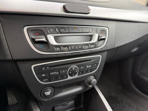 Renault Fluence I с пробегом 2010 года, цена 555 000 рублей, 235367 км, седан, Автокод Объявления