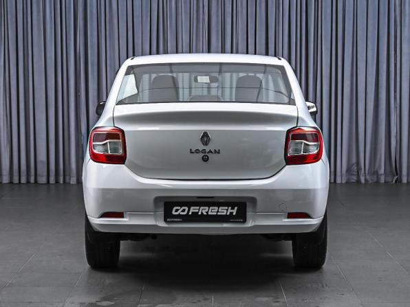 Renault Logan II Рестайлинг с пробегом 2021 года, цена 899 000 рублей, 72188 км, седан, Автокод Объявления
