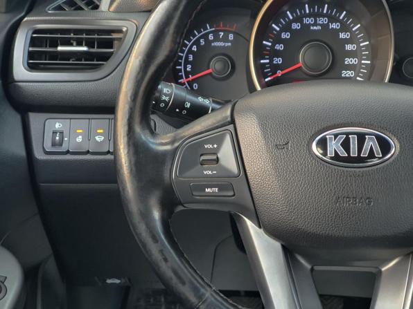 Kia Rio III с пробегом 2014 года, цена 758 000 рублей, 100351 км, седан, Автокод Объявления