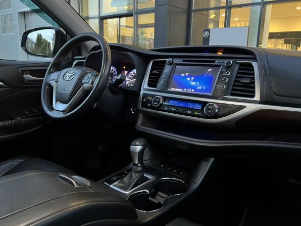 Toyota Highlander III (XU50) с пробегом 2015 года, цена 2 640 000 рублей, 189271 км, внедорожник, Автокод Объявления
