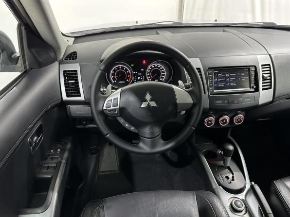 Mitsubishi Outlander II Рестайлинг с пробегом 2010 года, цена 1 180 000 рублей, 272288 км, внедорожник, Автокод Объявления
