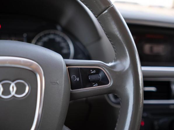 Audi Q5 I (8R) с пробегом 2011 года, цена 1 780 000 рублей, 158924 км, внедорожник, Автокод Объявления