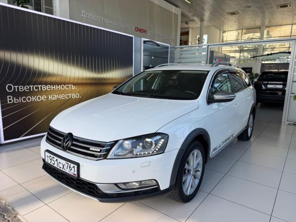 Volkswagen Passat B7 с пробегом 2012 года, цена 1 300 000 рублей, 355211 км, универсал, Автокод Объявления