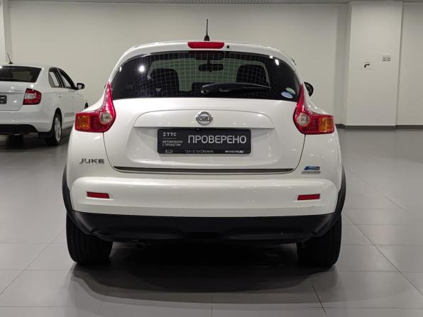 Nissan Juke I с пробегом 2014 года, цена 859 000 рублей, 199675 км, внедорожник, Автокод Объявления