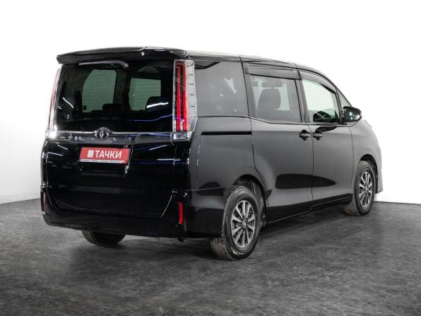 Toyota Noah III (R80) Рестайлинг с пробегом 2018 года, цена 2 189 500 рублей, 140921 км, минивэн, Автокод Объявления