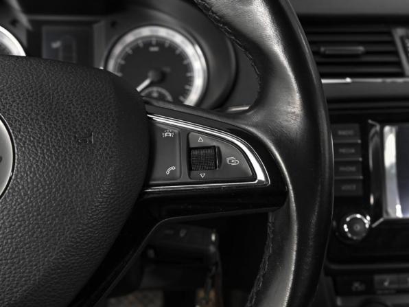 Skoda Octavia III (A7) с пробегом 2016 года, цена 1 220 000 рублей, 262642 км, лифтбек, Автокод Объявления
