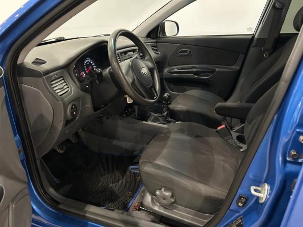Kia Rio II Рестайлинг с пробегом 2010 года, цена 349 000 рублей, 222088 км, седан, Автокод Объявления
