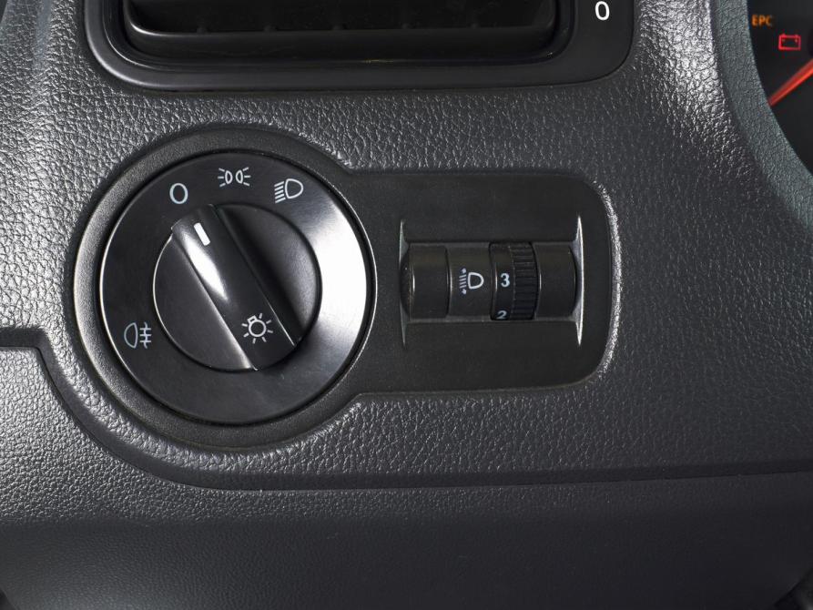 Volkswagen Polo V Кемерово  - изображение 17